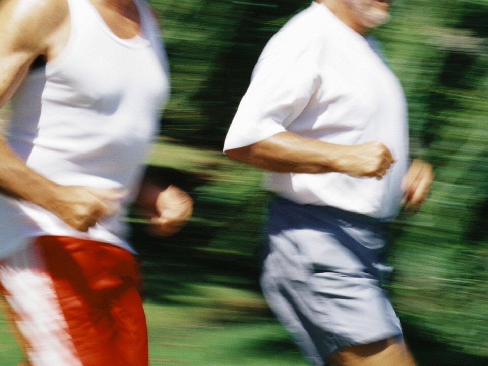 The older you are, the more you get out of exercising. But middle-aged men should be careful not to overexert themselves when jogging. They should strive to feel just a little breathless during their jogging, not too much. (Photo: Colourbox)