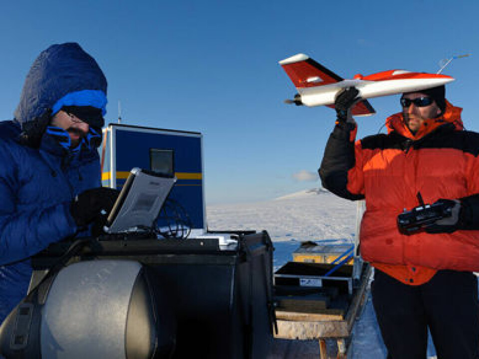 Atmospheric temperature, wind speed and humidity can be measured by small unmanned aircraft. Finnish Meteorological Institute research scientists Priit Tisler and Rostislav Kouznetsov are preparing to launch a plane in the vicinity of the Aboa research station in January 2011. (Photo: Timo Vihma)