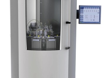Professor Ardenkjær-Larsen’s invention ‘Polarizer’ magnetises trace compounds and increases the quality of MR scans. (Photo: Jan Henrik Ardenkjær-Larsen) Professor Ardenkjær-Larsen’s invention ‘Polarizer’ magnetises trace compounds and increases the quality of MR scans. (Photo: Jan Henrik Ardenkjær-Larsen)