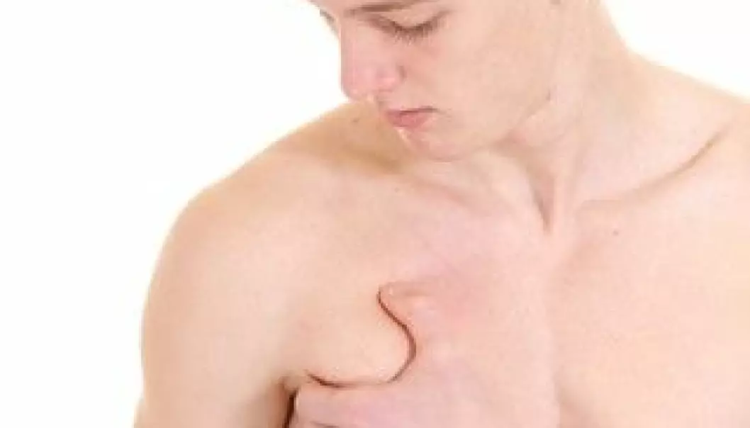 Breast cancer is known as a female disease, but on rare occasions men are also hit by the disease. If a man discovers a lump in his chest, fluid coming out of the nipple, a retraction of the nipple, wounds on the chest or swollen lymph nodes in the armpit, he should seek medical help. (Photo: Colourbox)