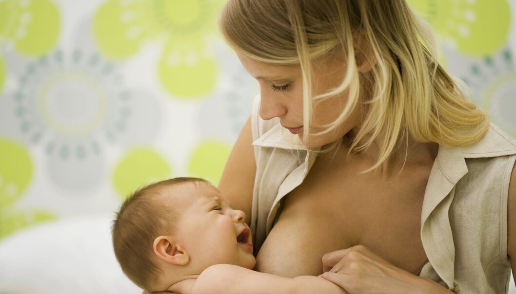 One in four mothers gets infections in the breasts or elsewhere in their bodies after giving birth. This often causes the women to stop breastfeeding, and that can be harmful to mother and child alike. (Photo: Colourbox) One in four mothers gets infections in the breasts or elsewhere in their bodies after giving birth. This often causes the women to stop breastfeeding, and that can be harmful to mother and child alike. (Photo: Colourbox)