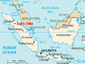 The volcano Toba is located in Indonesia on the island Sumatra, which lies close to the equator. (Map: the CIA World Factbook)