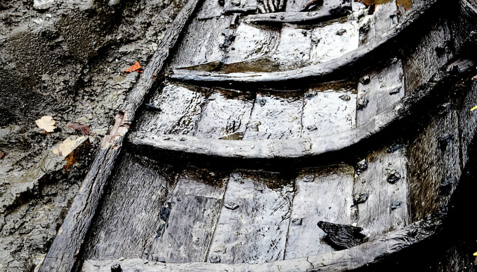 The rowboat from Vordingborg as it was found in the old moat. (Photo: Anders Wickström, The Danish Castle Centre)