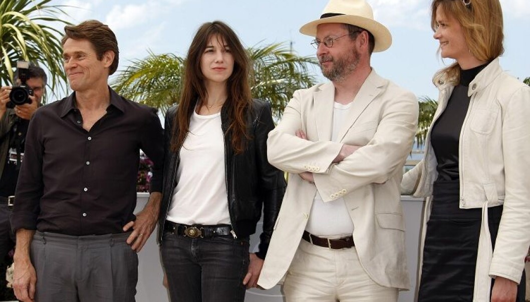 Lars von Trier surrounded by famous actors in Cannes. (Photo: Colourbox) Lars von Trier surrounded by famous actors in Cannes. (Photo: Colourbox)