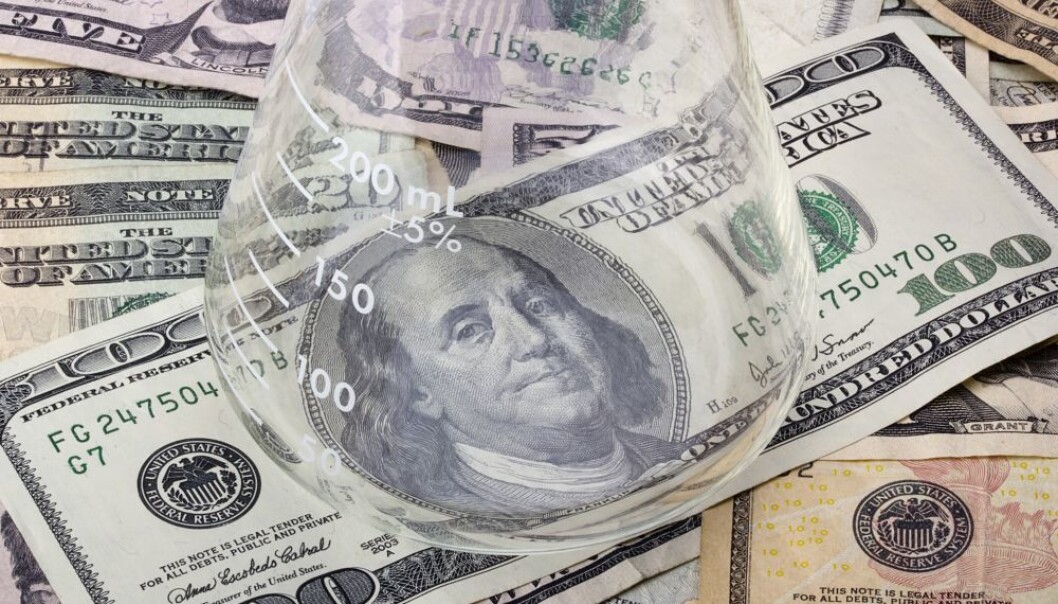 Money has always played a part in science. But only now have science historians started to investigate how money has affected research findings over time. (Photo: Colourbox) Money has always played a part in science. But only now have science historians started to investigate how money has affected research findings over time. (Photo: Colourbox)