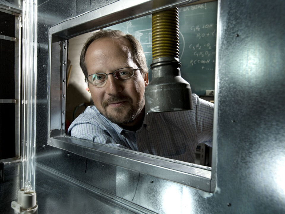 Matthew Johnson has developed a new, energy-saving air purification unit that removes bacteria and viruses, dust and toxic gasses from the air, similar to the way the Earth’s atmosphere cleans itself, using sunlight, ozone and rain. (Photo: University of Copenhagen)