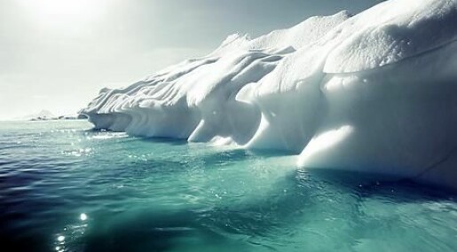 Sea ice regulates greenhouse gases on land