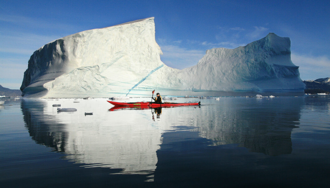 Kayak dizziness occurred when the hunters started to hallucinate in their kayak and the sea and the sky merged into one. Danish doctors attributed this condition to coffee, tobacco and sugar. (Photo: Colourbox) Kayak dizziness occurred when the hunters started to hallucinate in their kayak and the sea and the sky merged into one. Danish doctors attributed this condition to coffee, tobacco and sugar. (Photo: Colourbox)