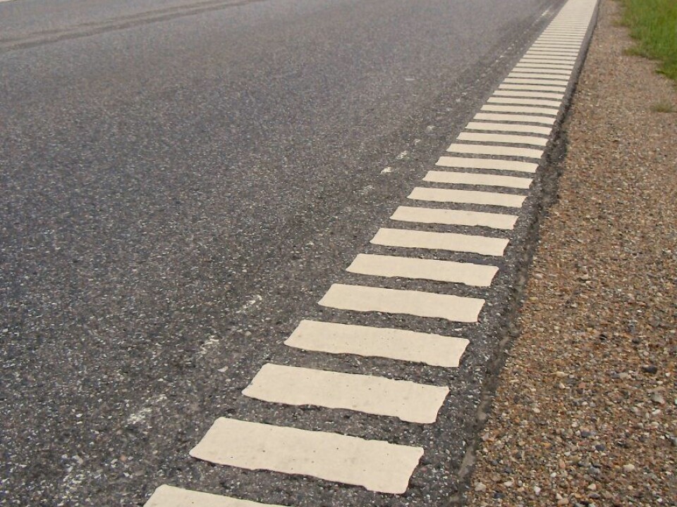 Rumble strips can also be made from applications of paints or raised markers, such as “cat eyes”. (Photo: Lcl/Wikimedia Commons)