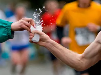 We need more than just carbs when we run a marathon. We can sweat up to a litre per hour while running, so we should drink 750 ml of water per hour throughout a marathon. (Photo: <a href=" http://www.shutterstock.com/" target="_blank">Shutterstock</a>)