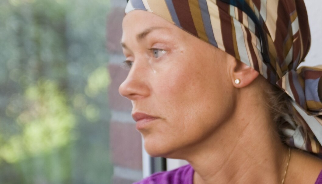 Many women experience depressive symptoms after receiving treatment for breast cancer. A new study shows that this tendency is higher in women who use alternative medicine, herbal remedies and dietary supplements to get better. (Photo: Colourbox) Many women experience depressive symptoms after receiving treatment for breast cancer. A new study shows that this tendency is higher in women who use alternative medicine, herbal remedies and dietary supplements to get better. (Photo: Colourbox)