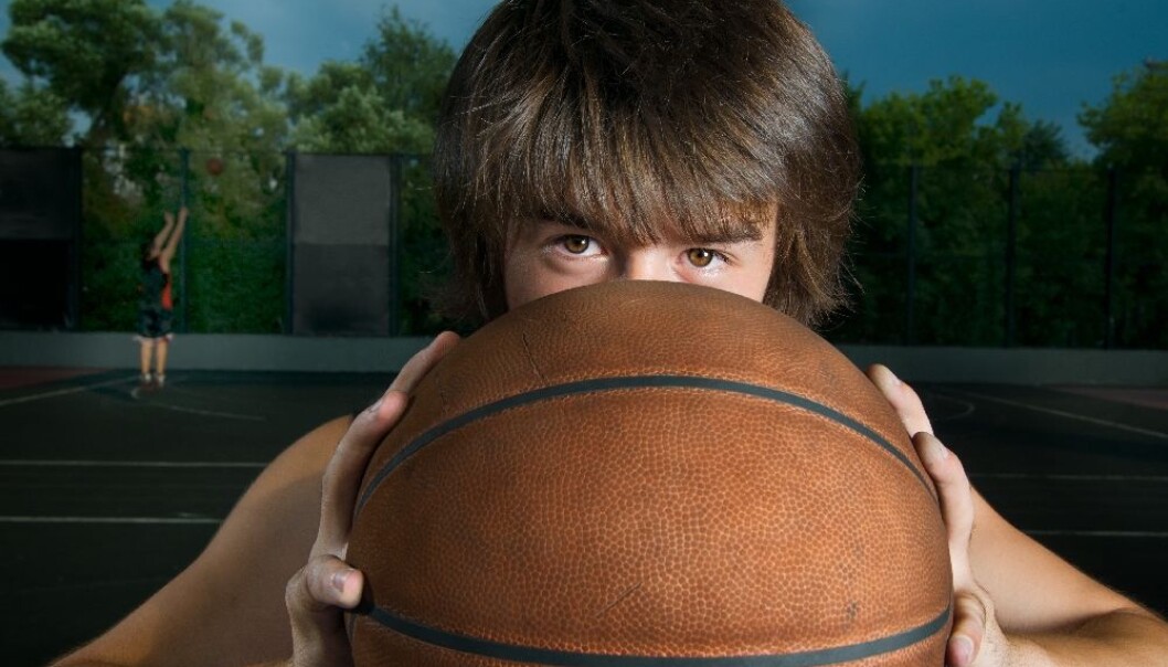 Integration is easier in a sports club if the trainer is prepared to listen to the players and athletes and if the emphasis is on learning and and improving instead of winning and losing. (Photo: Colourbox) Integration is easier in a sports club if the trainer is prepared to listen to the players and athletes and if the emphasis is on learning and and improving instead of winning and losing. (Photo: Colourbox)