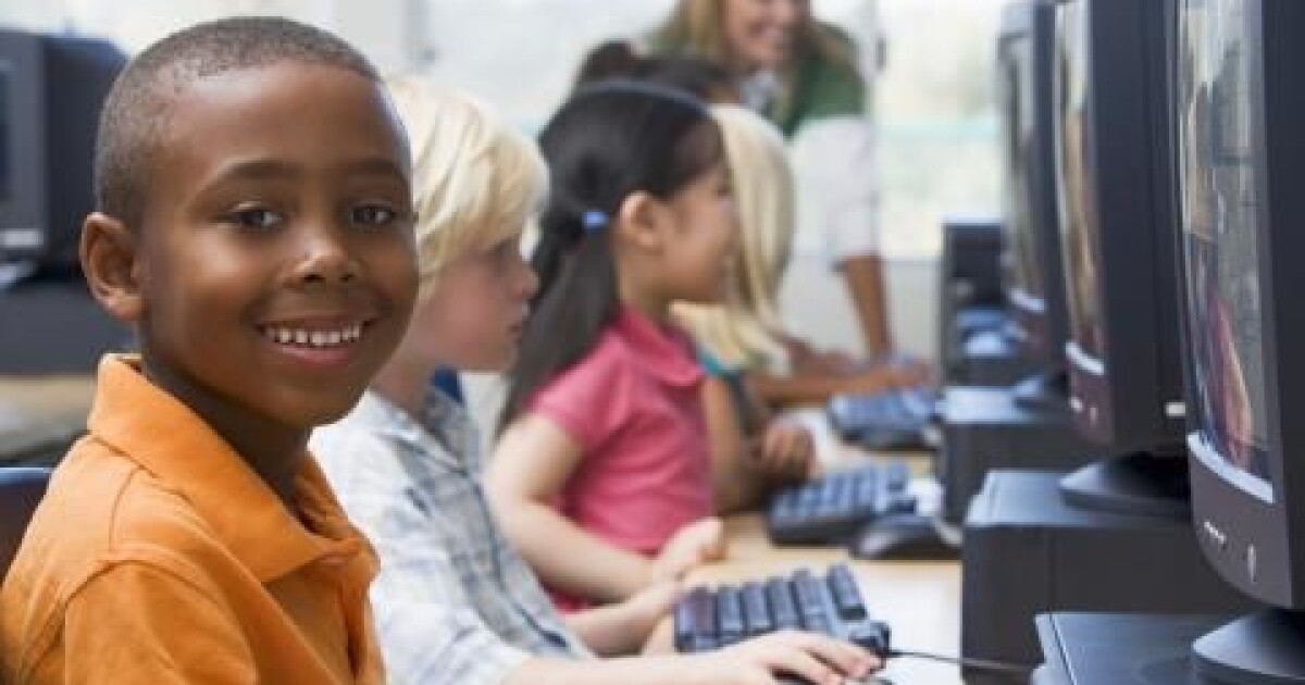 Racially mixed schools create more trust in immigrants