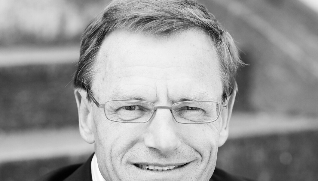 Professor Flemming Poulfelt is one of the authors of the newly published book Professor Flemming Poulfelt is one of the authors of the newly published book