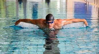 Swimming pool hall air can trigger asthma in elite swimmers
