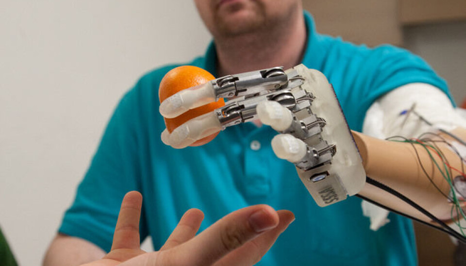 As the first amputee ever to experience the sense of touch though a hand prosthesis, one of the things Dennis Aabo Sørensen learned was to control how hard to squeeze in order to hold various objects. (Photo: LifeHand 2, Università Cambus Bio-Medico di Roma)