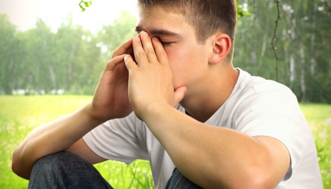 April appears to be the month with the greatest number of suicides. Scientists have long known that spring has this effect on us, but they have never really figured out why this is so. Perhaps it may have something to do with pollen count in the air? (Photo: Colourbox) April appears to be the month with the greatest number of suicides. Scientists have long known that spring has this effect on us, but they have never really figured out why this is so. Perhaps it may have something to do with pollen count in the air? (Photo: Colourbox)