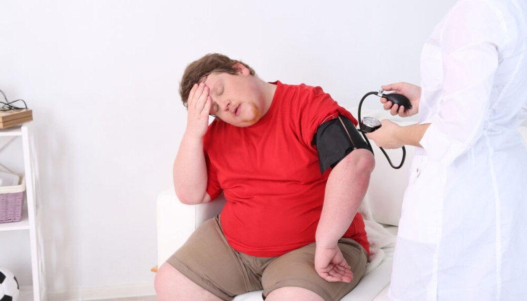 Danish researchers have proven that the so-called ‘obesity paradox’ doesn’t exist. (Photo: <a href="http://www.shutterstock.com/da/pic-188619917/stock-photo-doctor-examining-patient-obesity-on-light-background.html?src=4O1I6mpzfMlMzBBSQQzi_Q-1-15" target="_blank">Shutterstock</a>) Danish researchers have proven that the so-called ‘obesity paradox’ doesn’t exist. (Photo: <a href="http://www.shutterstock.com/da/pic-188619917/stock-photo-doctor-examining-patient-obesity-on-light-background.html?src=4O1I6mpzfMlMzBBSQQzi_Q-1-15" target="_blank">Shutterstock</a>)
