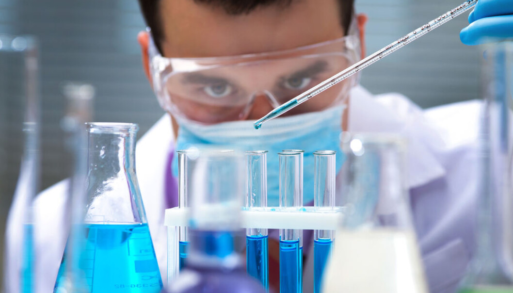 Danish researchers have found a mechanism in diabetes patients' cells that is vital for the amount of insulin they produce and how resistant they are to attack by the immune system. The researchers' discovery can lead to better treatment and prevention of type 1 diabetes. (Photo: <a href="http://www.shutterstock.com/da/pic-125266409/stock-photo-investigator-checking-test-tubes-man-wears-protective-goggles.html?src=1Tuxft_PR_GVH8lFrId7Hg-1-9" target="_blank">Shutterstock</a>) Danish researchers have found a mechanism in diabetes patients' cells that is vital for the amount of insulin they produce and how resistant they are to attack by the immune system. The researchers' discovery can lead to better treatment and prevention of type 1 diabetes. (Photo: <a href="http://www.shutterstock.com/da/pic-125266409/stock-photo-investigator-checking-test-tubes-man-wears-protective-goggles.html?src=1Tuxft_PR_GVH8lFrId7Hg-1-9" target="_blank">Shutterstock</a>)