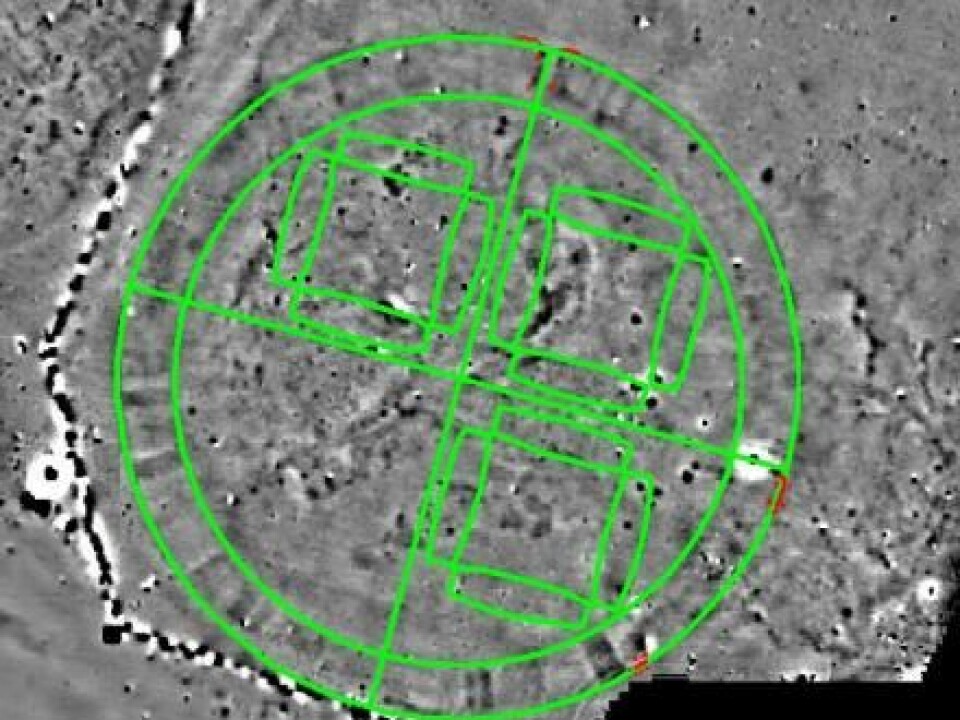 The green lines show the floor plan of the viking Fortress 'Fyrkat' placed on top of the Vallø Borgring site. The researcher expect the fortress to have the same shape as the fortress 'Fyrkat'. The red dots show where they have excavated. (Photo: Danish Castle Centre)