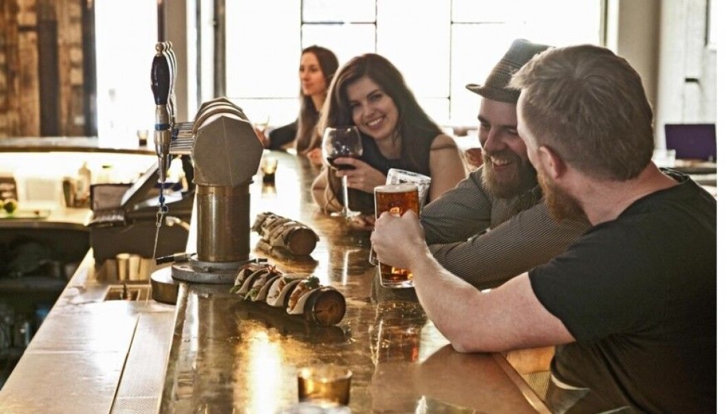 Some people have more sensitive reward systems than others. They get a bigger kick out of alcohol. (Photo: Thorsten Henn, Scanpix) Some people have more sensitive reward systems than others. They get a bigger kick out of alcohol. (Photo: Thorsten Henn, Scanpix)