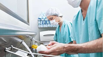 One in five surgeons forgets to wash hands after going to the toilet