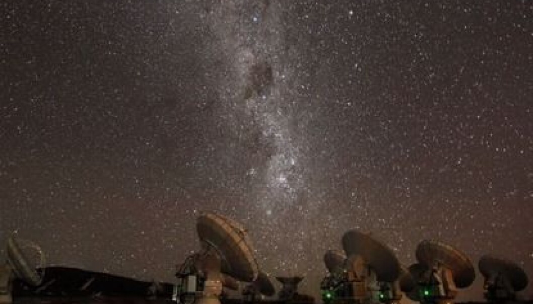 66 radio telescopes stand in the middle of the Atacama Desert in Chile, part of the ALMA (Atacama Large Millimeter Array) observatory. (Photo: ALMA/ESO) 66 radio telescopes stand in the middle of the Atacama Desert in Chile, part of the ALMA (Atacama Large Millimeter Array) observatory. (Photo: ALMA/ESO)