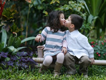 Many of us can still remember what music was playing when we kissed our sweetheart for the first time. Music speaks directly to our feelings and can put us in a very special mood. (Photo: Colourbox) Many of us can still remember what music was playing when we kissed our sweetheart for the first time. Music speaks directly to our feelings and can put us in a very special mood. (Photo: Colourbox)