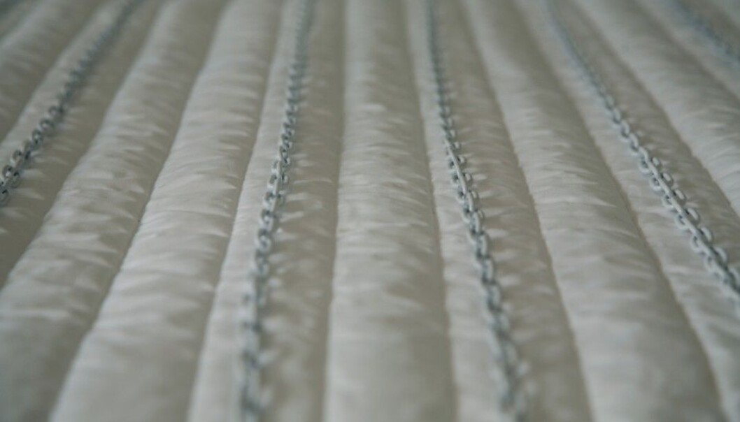 Can a heavy blanket cure insomnia?