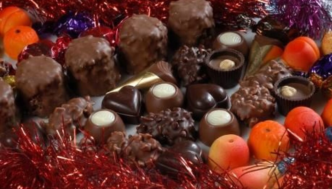 If you want to reduce your risk of over-eating, you should buy quality dark chocolate, preferably with a cocoa percentage above 70. The chocolate should only contain cocoa butter, not vegetable fats or butterfat. (Photo: Colourbox) If you want to reduce your risk of over-eating, you should buy quality dark chocolate, preferably with a cocoa percentage above 70. The chocolate should only contain cocoa butter, not vegetable fats or butterfat. (Photo: Colourbox)