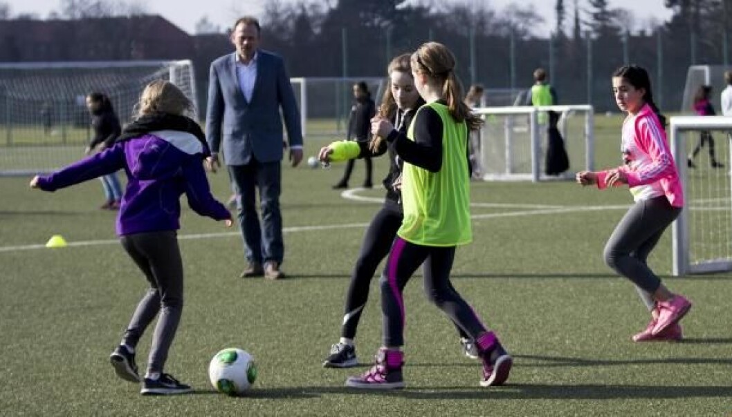 Children who played football twice a week and received health education at the same time became fitter and more health aware than their peers who did not play football, shows new research. (Photo: Bo Kousgaard, Centre for Team Sport and Health) Children who played football twice a week and received health education at the same time became fitter and more health aware than their peers who did not play football, shows new research. (Photo: Bo Kousgaard, Centre for Team Sport and Health)