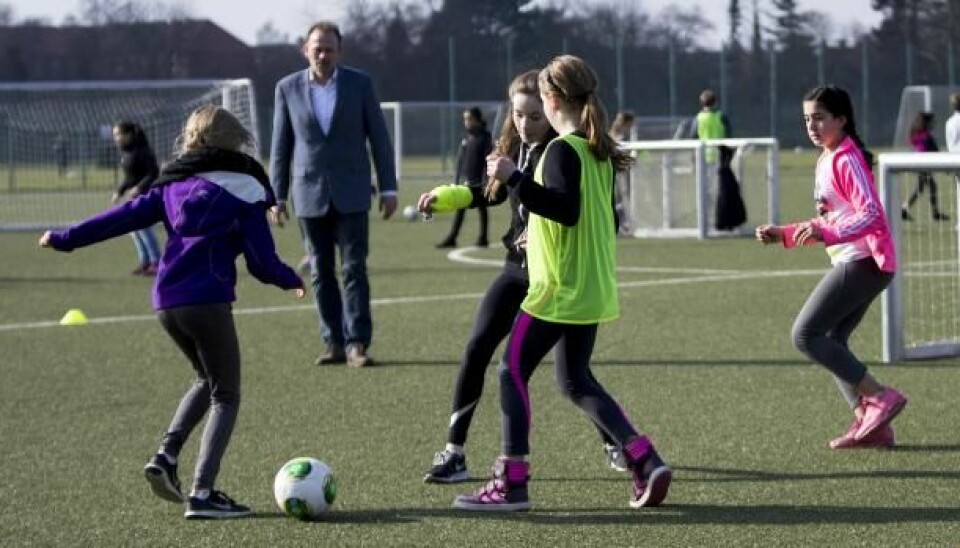 Children who played football twice a week and received health education at the same time became fitter and more health aware than their peers who did not play football, shows new research. (Photo: Bo Kousgaard, Centre for Team Sport and Health)