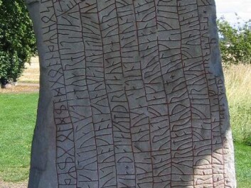 The other side of the Rök runestone. It also has runes on the top edge and on both side edges. (Photo: Wiglaf/CC BY-SA 3.0) The other side of the Rök runestone. It also has runes on the top edge and on both side edges. (Photo: Wiglaf/CC BY-SA 3.0)