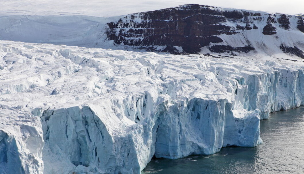 Greenland is now melting faster than it has in the past, and some scientists fear that this could shut down vital circulation in the North Atlantic Ocean. But two new studies show that it will not happen any time soon. (Photo: Shutterstock) Greenland is now melting faster than it has in the past, and some scientists fear that this could shut down vital circulation in the North Atlantic Ocean. But two new studies show that it will not happen any time soon. (Photo: Shutterstock)