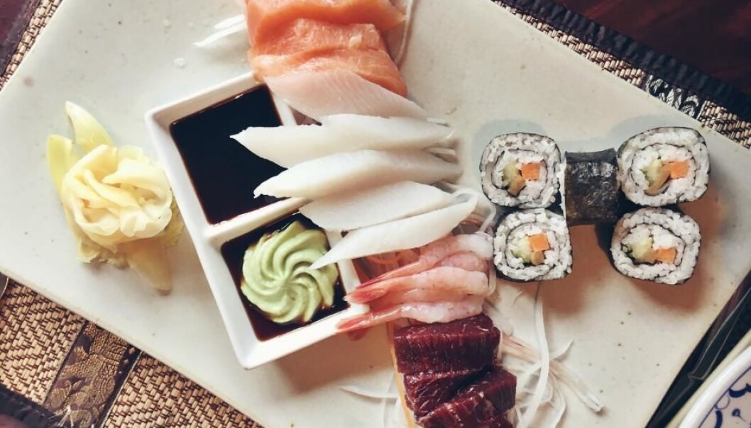 Greenlandic sushi consisting of local salmon, cod, prawns, and whale (Photo: Videnskab.dk) Greenlandic sushi consisting of local salmon, cod, prawns, and whale (Photo: Videnskab.dk)