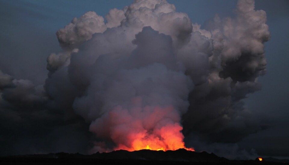Day 20: The eruption column was almost exclusively made of gas (water and sulphur) and contained virtually no tephra, 19 September 2014 (Photo: Gro Birkefeldt Möller Pedersen)