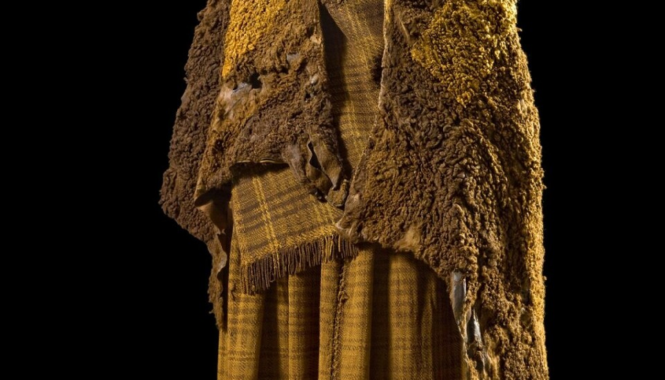 Huldre Fen Woman’s outer cloak is around 2,000 years old and is on display at the National Museum in Denmark. (Photo: Roberto Fortuna, 2007)