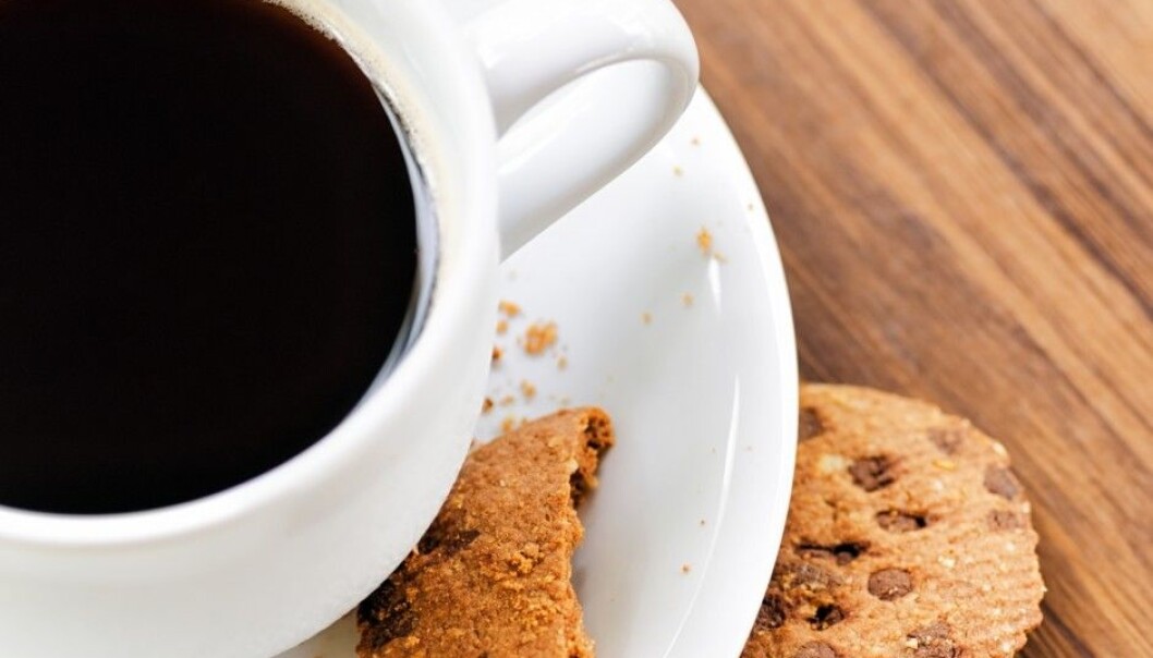 Does the smell of coffee make passers-by on the pavement drop in for a cup of java? Yes, it had an effect. But use the smell of chocolate chip cookies fresh out of the oven and you get even more of an impact, according to Swedish researchers. (Photo: Efired, Shutterstock, NTB scanpix) Does the smell of coffee make passers-by on the pavement drop in for a cup of java? Yes, it had an effect. But use the smell of chocolate chip cookies fresh out of the oven and you get even more of an impact, according to Swedish researchers. (Photo: Efired, Shutterstock, NTB scanpix)