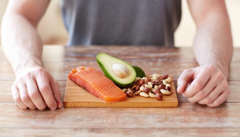 A paleo diet consists of lots of fish, nuts, eggs, fruit and vegetables. A recent doctoral dissertation in Sweden shows this diet to have a positive effect on people who are overweight or obese, as well as those with diabetes type 2.  (Illustrastive photo: Syda Productions/Shutterstock/NTB scanpix).