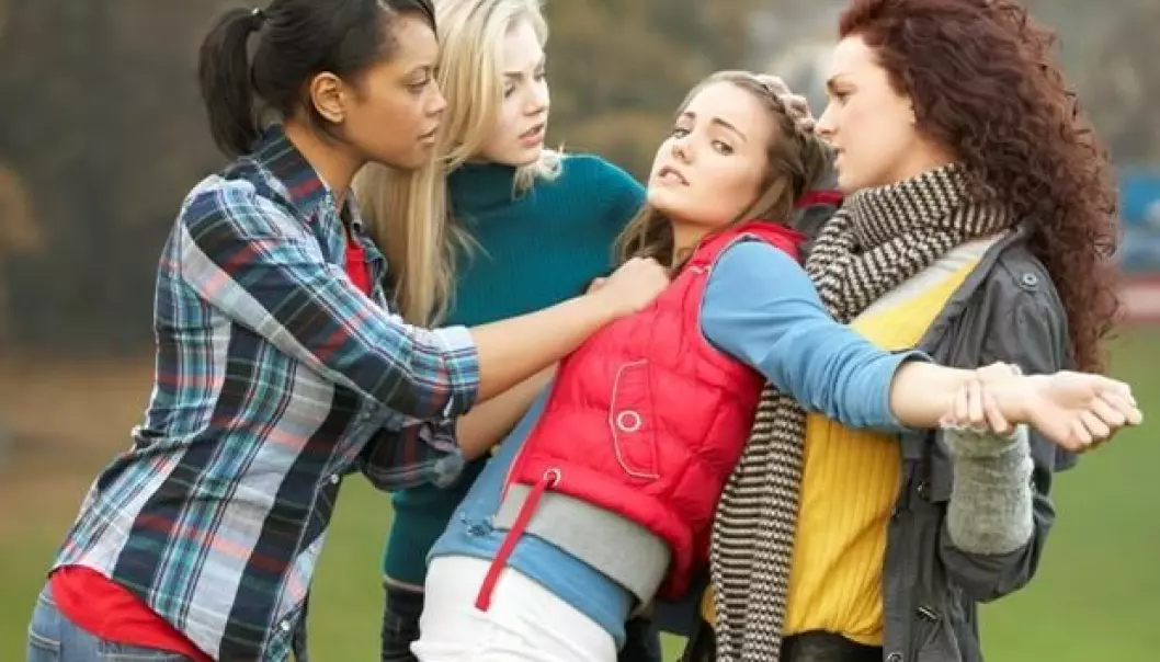 The media misses the mark when they talk of violent rampages by 'girl gangs'. Most episodes of violence are of short duration and involve very few girls. The threat or use of violence is their way of showing that they refuse to be trodden on. (Photo: Colourbox)