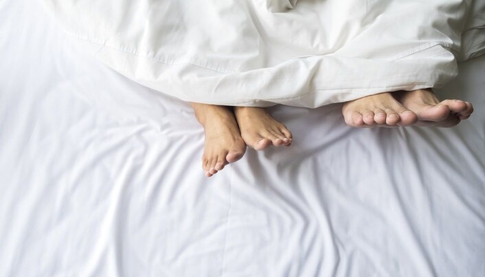 Contraception influences sexual desire in committed relationships