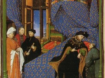 Illustration from Pierre Salmon’s “Dialogues”. The author sits at the foot of Charles VI. (Photo: Wikimedia) Illustration from Pierre Salmon’s “Dialogues”. The author sits at the foot of Charles VI. (Photo: Wikimedia)