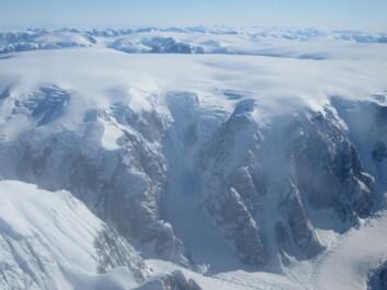 As part of the ice2ice project the scientists have drilled new ice cores on the Renland Ice cap in East Greenland. They will also collect cores of ocean sediment in the North Atlantic Ocean to compare with the Renland ice cores. (Photo: Iben Koldtoft / distributed via imaggeo.egu.eu) As part of the ice2ice project the scientists have drilled new ice cores on the Renland Ice cap in East Greenland. They will also collect cores of ocean sediment in the North Atlantic Ocean to compare with the Renland ice cores. (Photo: Iben Koldtoft / distributed via imaggeo.egu.eu)