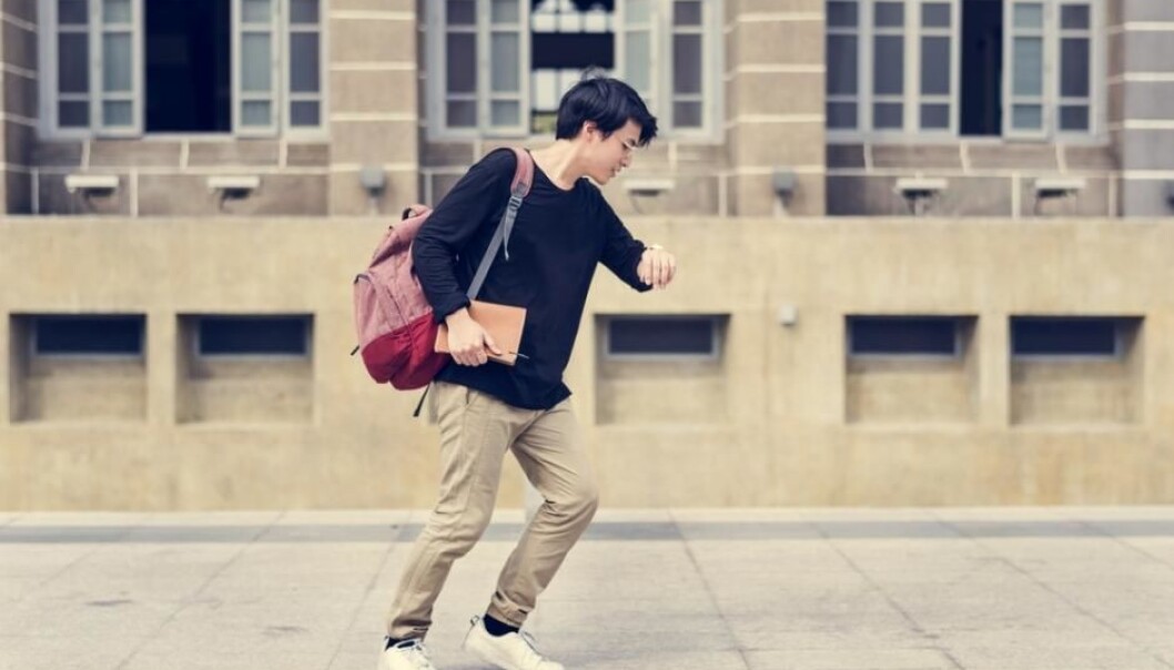 When you are in a hurry and your legs start to move faster and faster, the body is adapted to automatically switch from walking to running. New research explains how this happens. (Photo: Shutterstock) When you are in a hurry and your legs start to move faster and faster, the body is adapted to automatically switch from walking to running. New research explains how this happens. (Photo: Shutterstock)