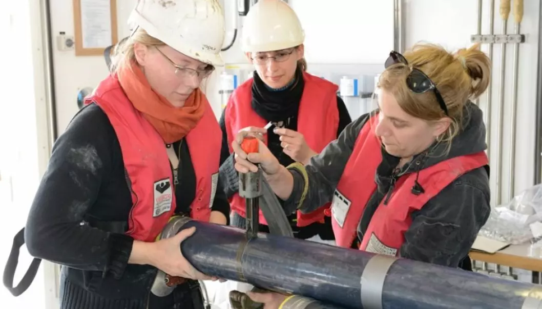 The scientists on board Aarhus University’s research vessel, Aurora, where they are collecting sediment cores. (Photo: Bo Barker Jørgensen)
