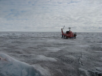 Hauptmann and colleagues sampling Arctic dust on the Greenland ice sheet (Photo: Marek Stibal)
Hauptmann and colleagues sampling Arctic dust on the Greenland ice sheet (Photo: Marek Stibal)