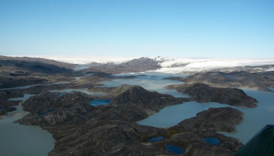 Few places on Earth contain rock debris from Earth’s early days. One of them is Isua in southern Greenland. Scientists say that they have found some of the earliest evidence for life on Earth embedded in the precious stones here. (Photo: Minik Rosing) Few places on Earth contain rock debris from Earth’s early days. One of them is Isua in southern Greenland. Scientists say that they have found some of the earliest evidence for life on Earth embedded in the precious stones here. (Photo: Minik Rosing)