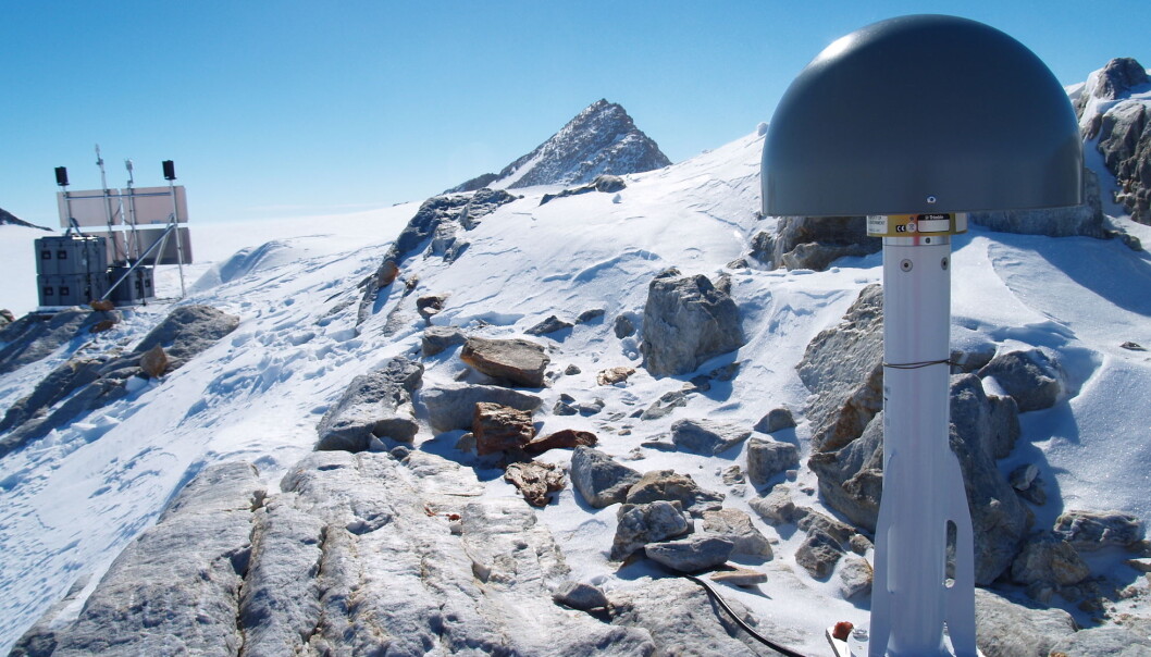 With GPS, we measured (and continue to measure) an uplift rate up to five times faster than the elastic rebound, which means that the mantle is very soft. (Photo: polenet.org) With GPS, we measured (and continue to measure) an uplift rate up to five times faster than the elastic rebound, which means that the mantle is very soft. (Photo: polenet.org)