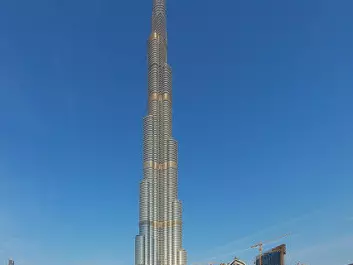 The Burj Khalifa in Dubai is the tallest man-made structure in the world, at 829.84 metres. The towers in the Faroe Islands would need to be even taller than that, says Danish researcher (Photo: Nicolas Lannuzel) 