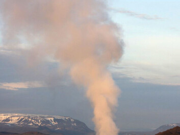 This steam from below comes from the drill hole IDDP-1 on 26 June, 2009. The engineers have just discovered they’ve struck a pocket of magma at a depth of 1,958 metres. (Photo: IDDP) This steam from below comes from the drill hole IDDP-1 on 26 June, 2009. The engineers have just discovered they’ve struck a pocket of magma at a depth of 1,958 metres. (Photo: IDDP)